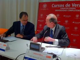 Conferencia de José Manuel Blecua durante los cursos de verano Universidad Complutense de Madrid