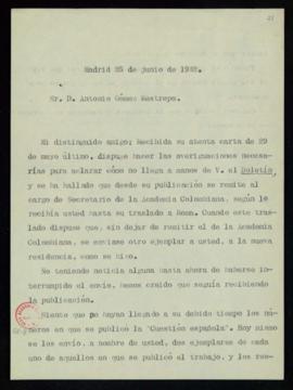 Minuta de la carta del secretario a Antonio Gómez Restrepo en la que le dice que se envió el Bole...
