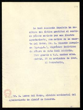 Copia sin firma del oficio del secretario al alcalde accidental de Alcalá de Henares, Lucas del C...