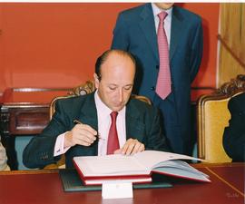 Miguel Ángel Cortés, secretario de Estado de Cooperación Internacional y para Iberoamérica, firma...
