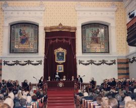 El rey Juan Carlos I toma la palabra en el acto de inauguración de de la Biblioteca Antonio Rodrí...