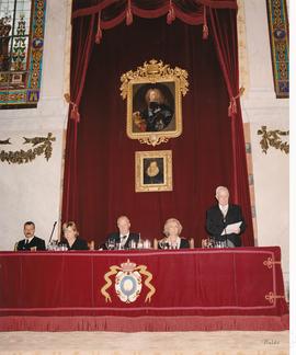Mesa presidencial del Salón de Actos en la inauguración del curso de las Reales Academias del Ins...