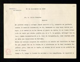 Carta de Julio de Urquijo a Julio Casares en la que le propone entregar las actas y demás documen...
