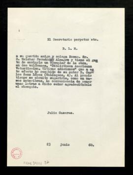 Copia del besalamano de Julio Casares a Melchor Fernández Almagro con el que le envía un ejemplar...