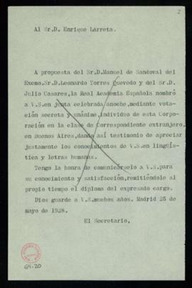 Copia del oficio del secretario a Enrique Larreta de traslado de su elección como académico corre...
