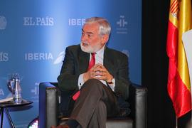 Intervención de Darío Villanueva, director de la Real Academia Española, en la conversación sobre...