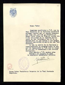 Carta del secretario perpetuo de la Real Academia de la Historia al secretario en la que le infor...