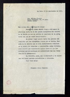 Copia de la carta de agradecimiento de Julio Casares a Nélida Florido por el recorte de prensa de...