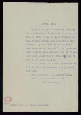 Copia sin firma del oficio del secretario a Manuel Machado de traslado de su designación como voc...