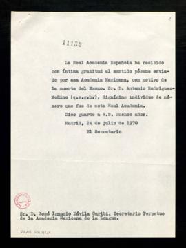 Copia sin firma del oficio de agradecimiento del secretario a José Ignacio Dávila Garibi, secreta...