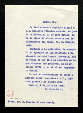 Copia sin firma del oficio del secretario a Narciso Alonso Cortés en el que le comunica su elecci...