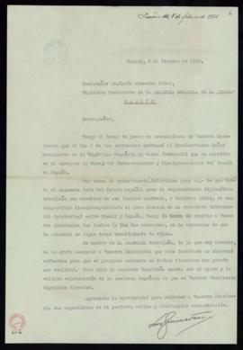 Carta de Luis Guimarães a Ramón Menéndez Pidal en la que le comunica que entregó al presidente de...