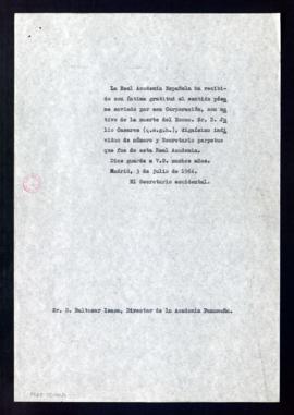 Copia del oficio del secretario accidental, Rafael Lapesa, a Baltasar Isaza, director de la Acade...
