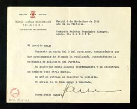 Carta de Pedro Gamero a Melchor Fernández Almagro en la que le comunica que ha firmado la resoluc...