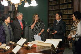 Li Yansong, rector de la SISU, interviene en la biblioteca académica de la Real Academia Española