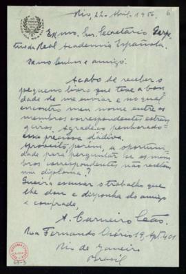 Carta de Antonio Carneiro Leão al secretario en la que acusa el recibo del libro que le ha enviad...
