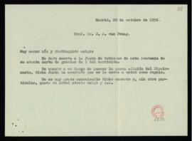 Copia de la carta de Julio Casares a J. A. van Praag en la que le comunica que la junta de gobier...