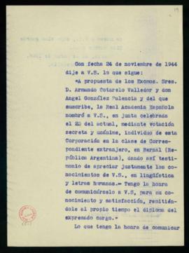 Copia sin firma del oficio del secretario a Rodolfo M. Ragucci de traslado de su nombramiento com...