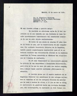 Copia de la carta de respuesta de Julio Casares a Francisco Monterde, director de la Academia Mex...