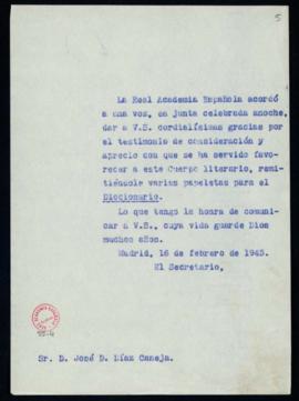 Minuta del oficio del secretario a José Díaz-Caneja de traslado del agradecimiento de la junta po...