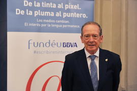 José Manuel Blecua, director de la Real Academia Española, en el acto de presentación del libro E...